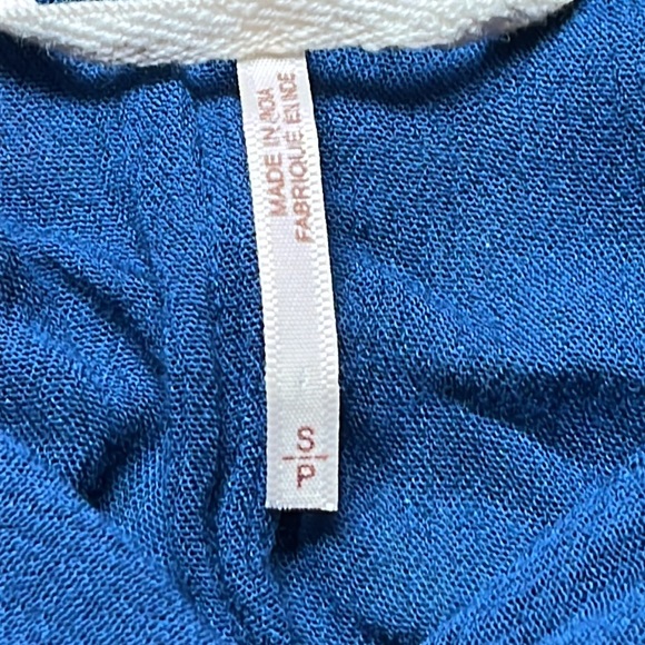 Free People Babydoll Blouse Long Sleeve Ruffled Raw Hem Teal Top Size Small - Picture 4 of 7